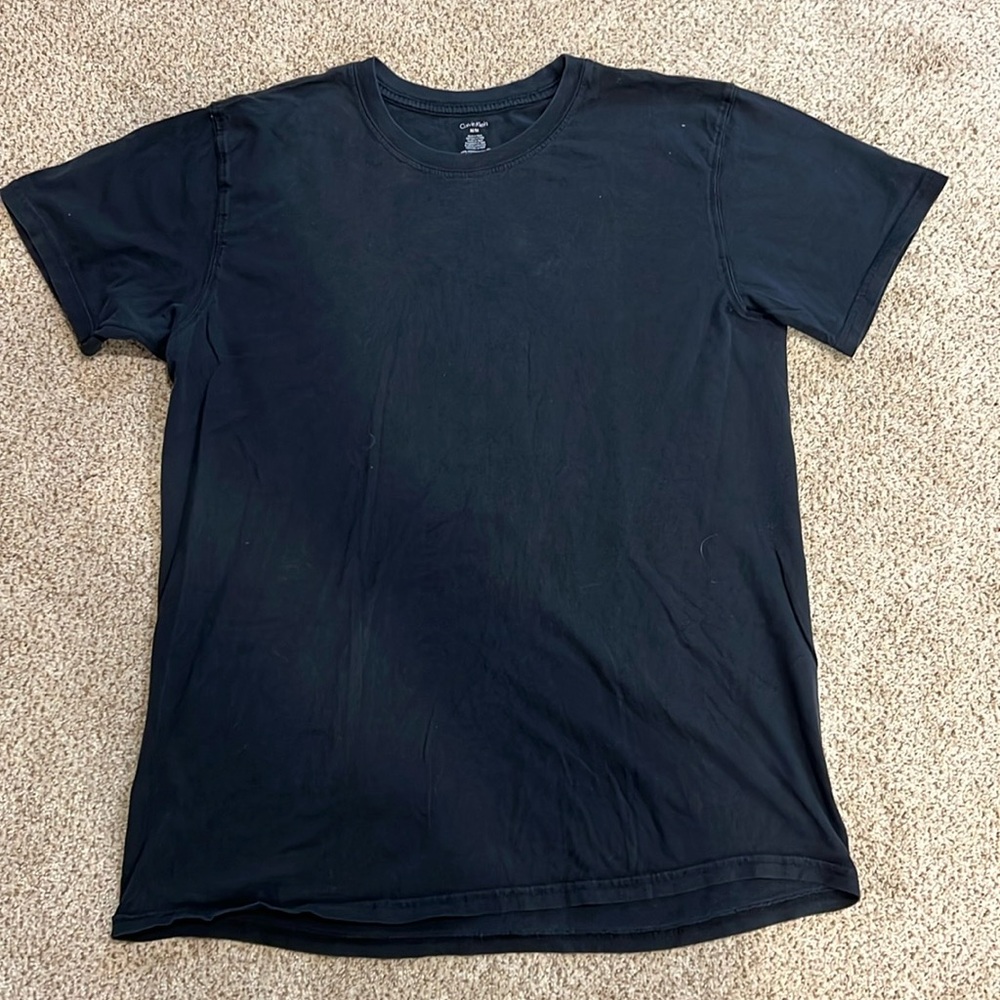 Black Calvin Klein tshirt